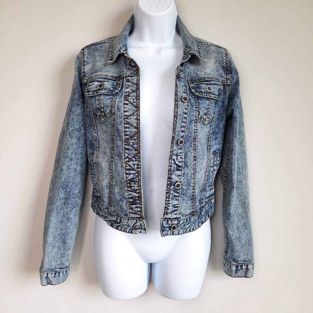 Angel Kiss Acid Wash Stretch Denim Button Front Jean Jacket size Small